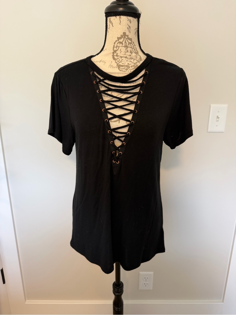 Express Lace-Up V-Neck Tee